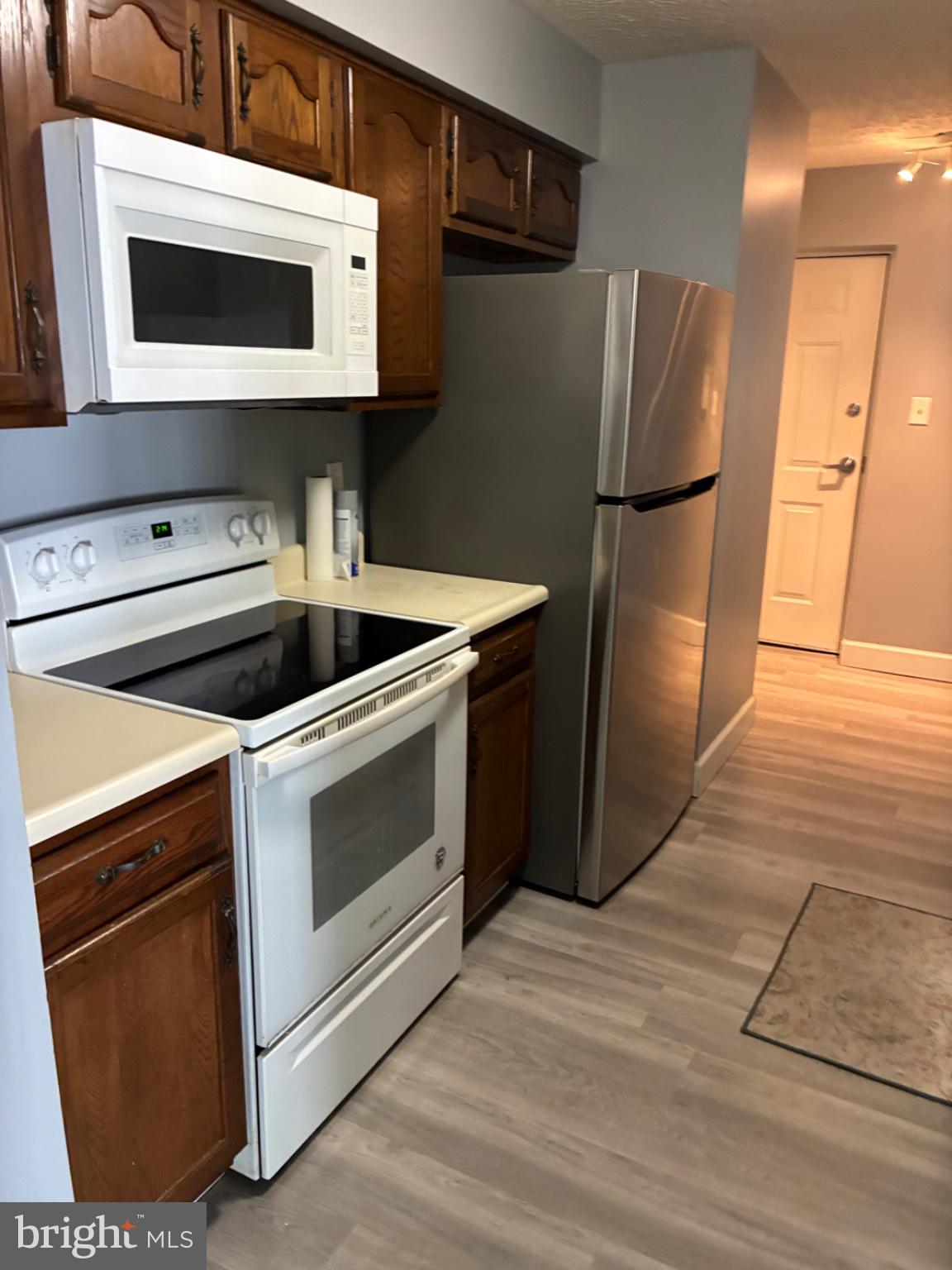 WOODBRIDGE CENTER - Residential