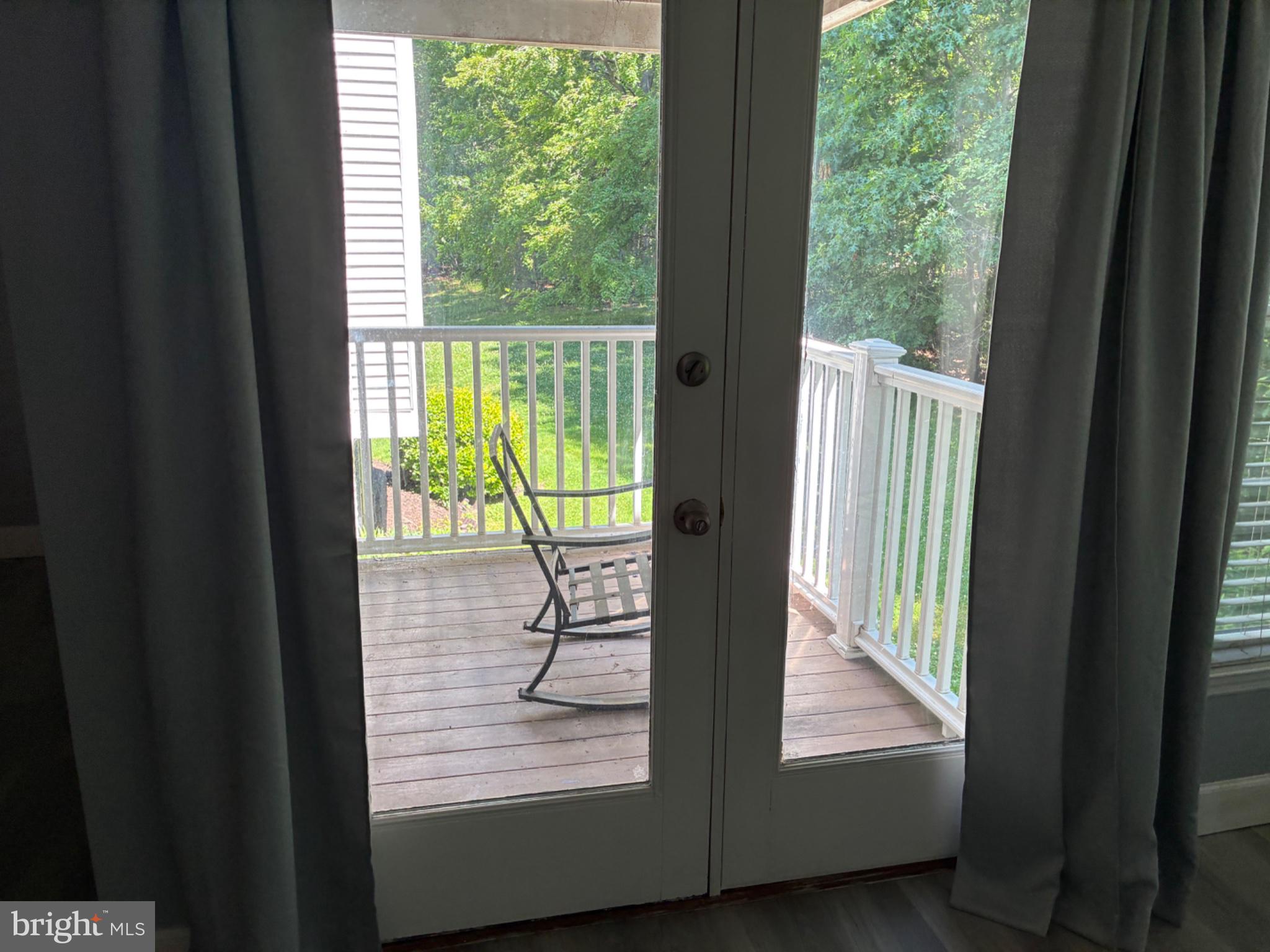 WOODBRIDGE CENTER - Residential