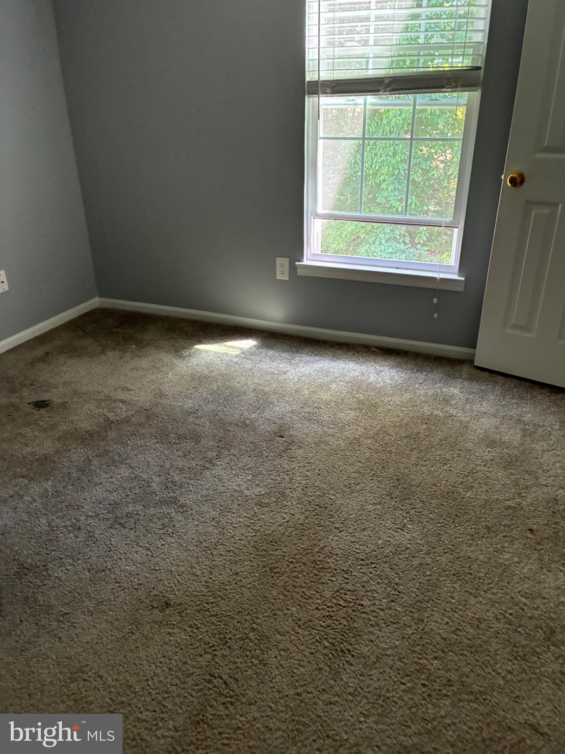 WOODBRIDGE CENTER - Residential