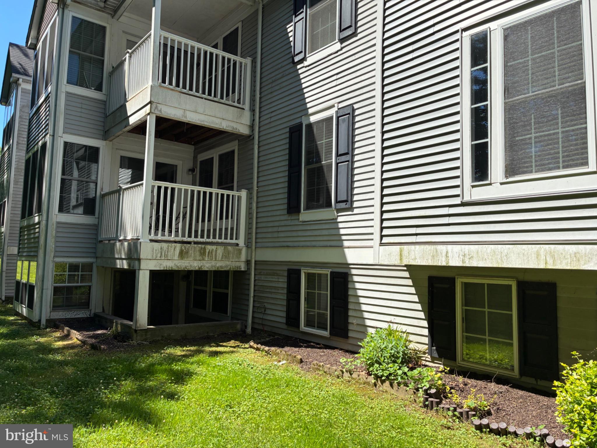 WOODBRIDGE CENTER - Residential