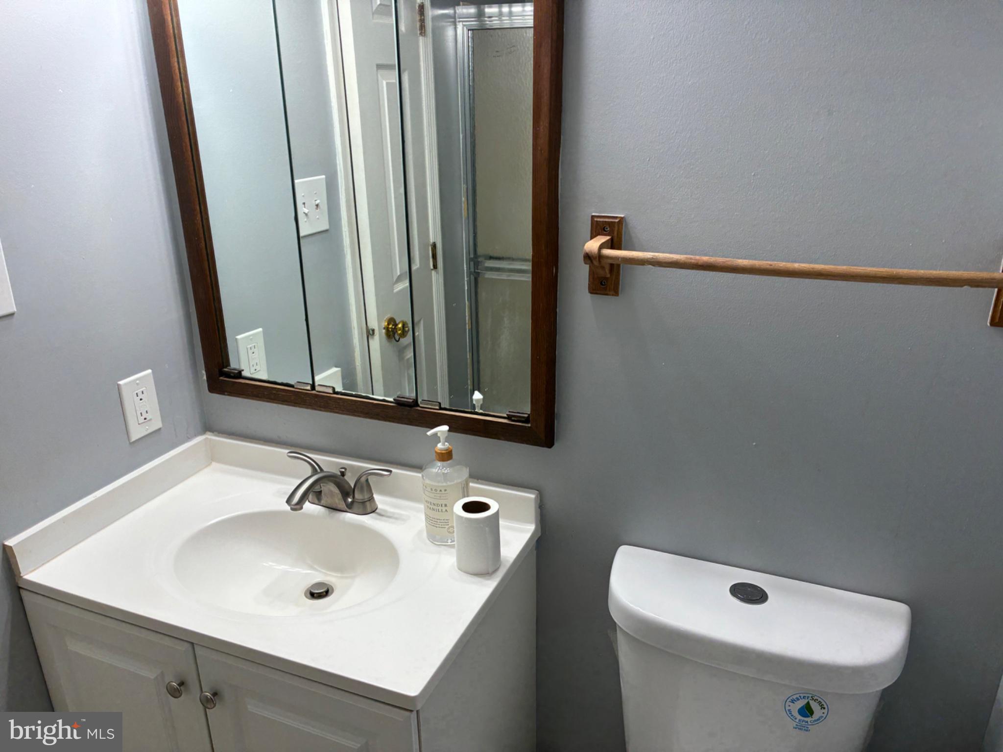 WOODBRIDGE CENTER - Residential