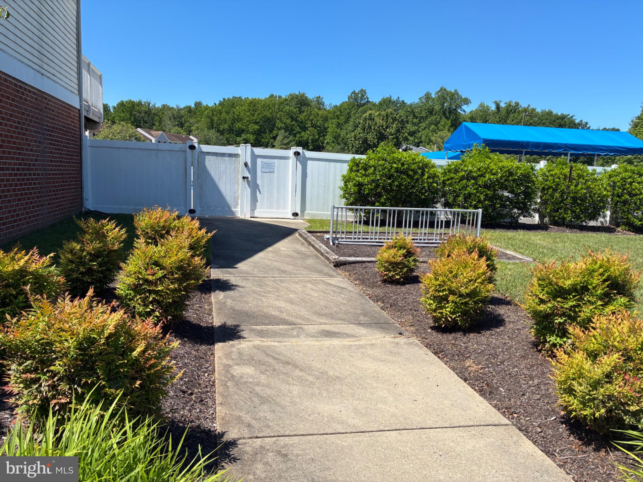 WOODBRIDGE CENTER - Residential