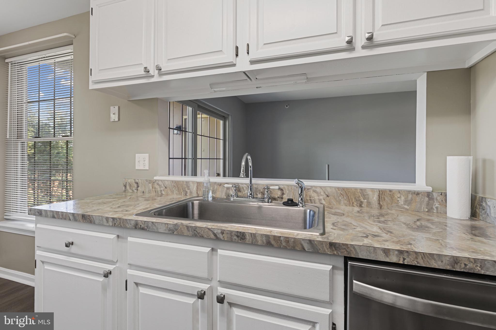 THE POINTE - Residential Lease