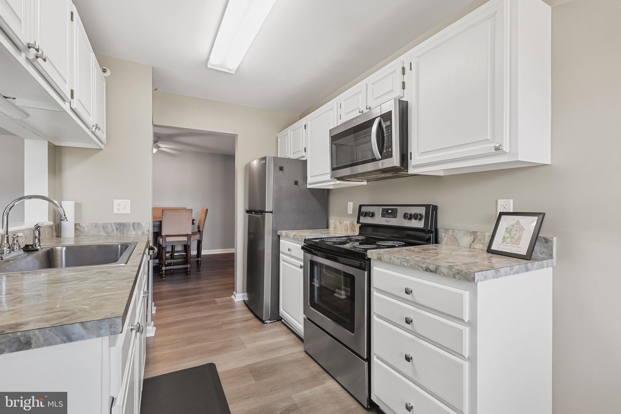 THE POINTE - Residential Lease