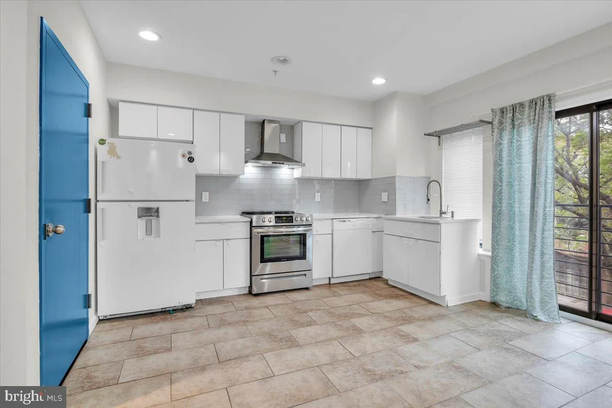 Philadelphia, Pennsylvania 19147, United States, 2 Bedrooms Bedrooms, ,1 BathroomBathrooms,Residential,Active,136912