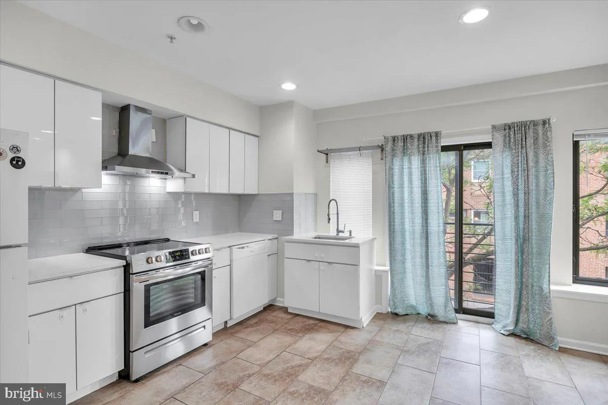 Philadelphia, Pennsylvania 19147, United States, 2 Bedrooms Bedrooms, ,1 BathroomBathrooms,Residential,Active,136912