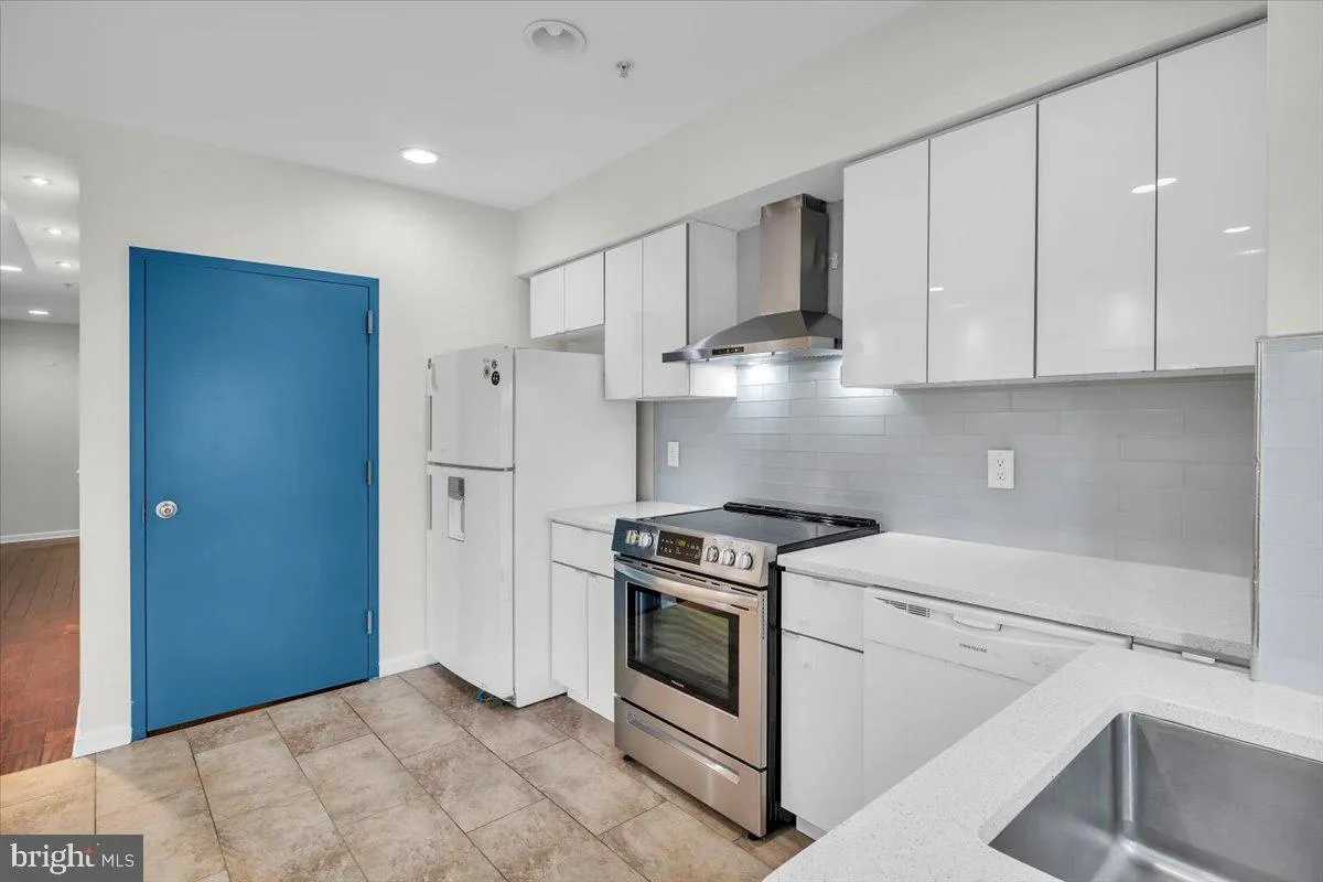 Philadelphia, Pennsylvania 19147, United States, 2 Bedrooms Bedrooms, ,1 BathroomBathrooms,Residential,Active,136912