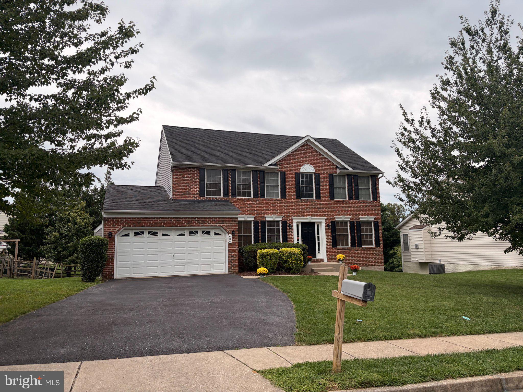 404 BRIDLEWREATH WAY