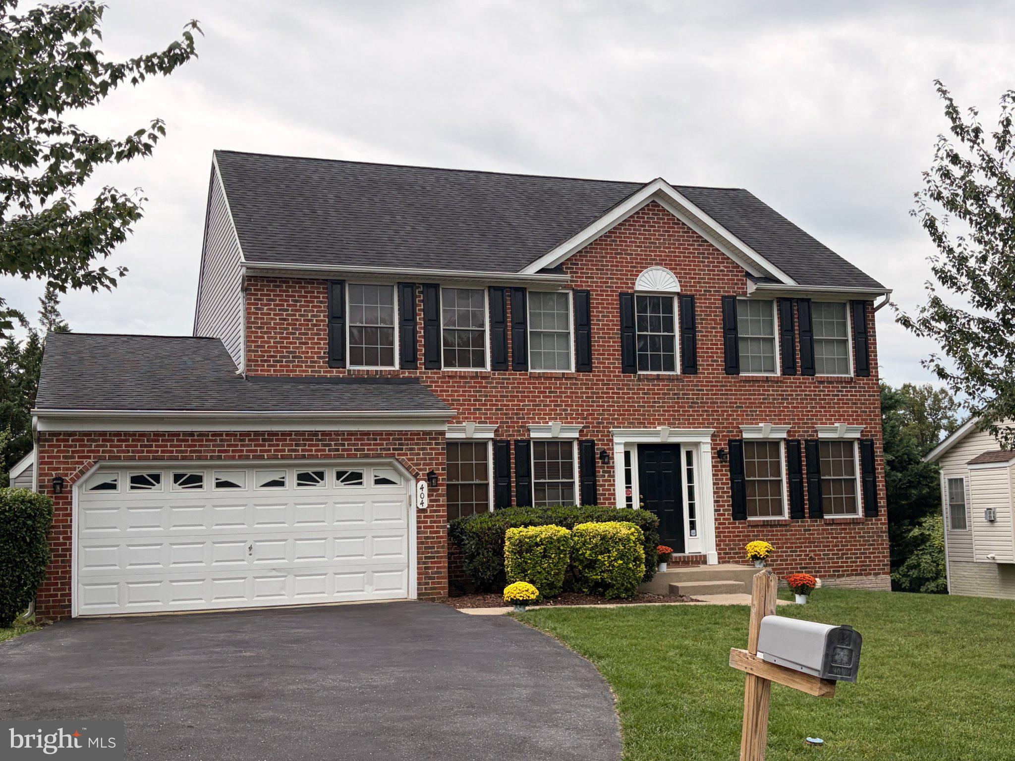 404 BRIDLEWREATH WAY
