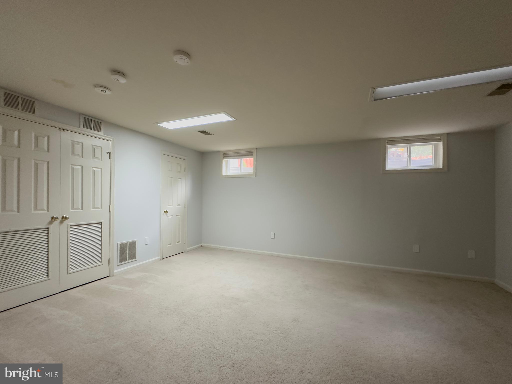 SHADOWBROOK - Residential Lease