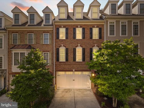 3545 GODDARD WAY ALEXANDRIA VA 22304