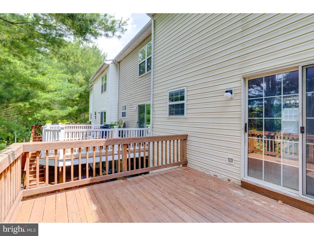 SUBURBIA - Residential