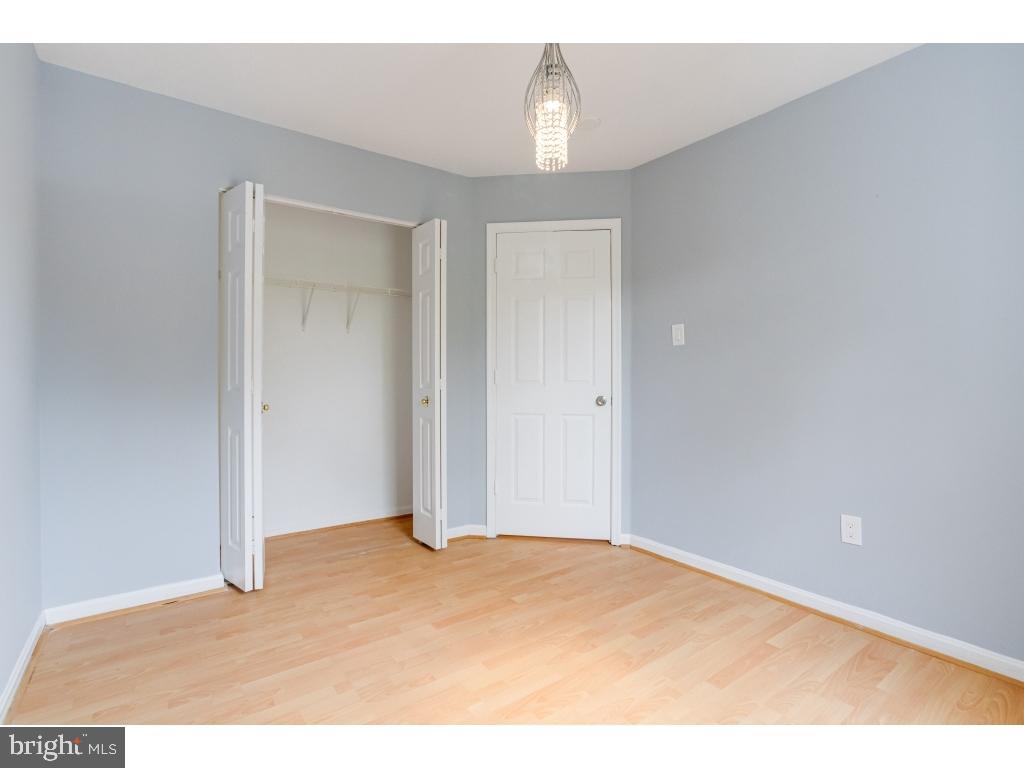 SUBURBIA - Residential