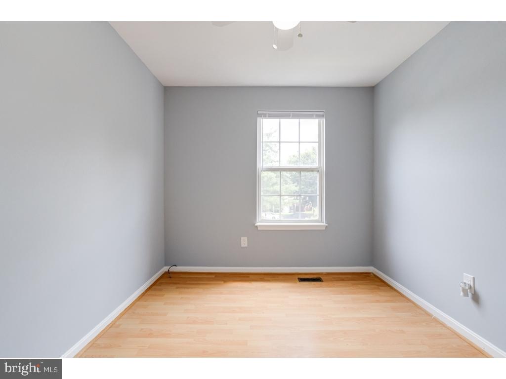 SUBURBIA - Residential