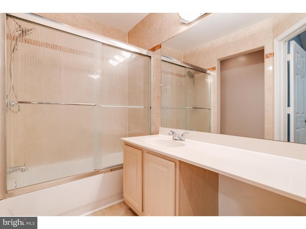 SUBURBIA - Residential