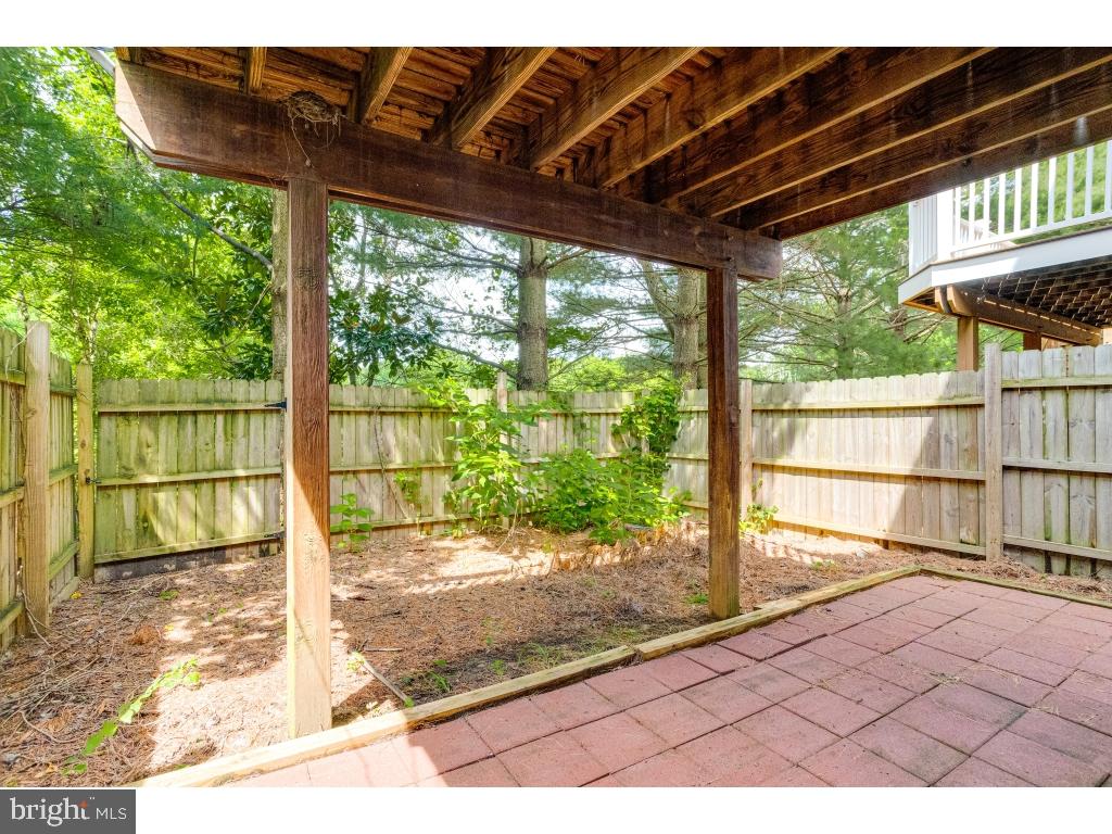 SUBURBIA - Residential