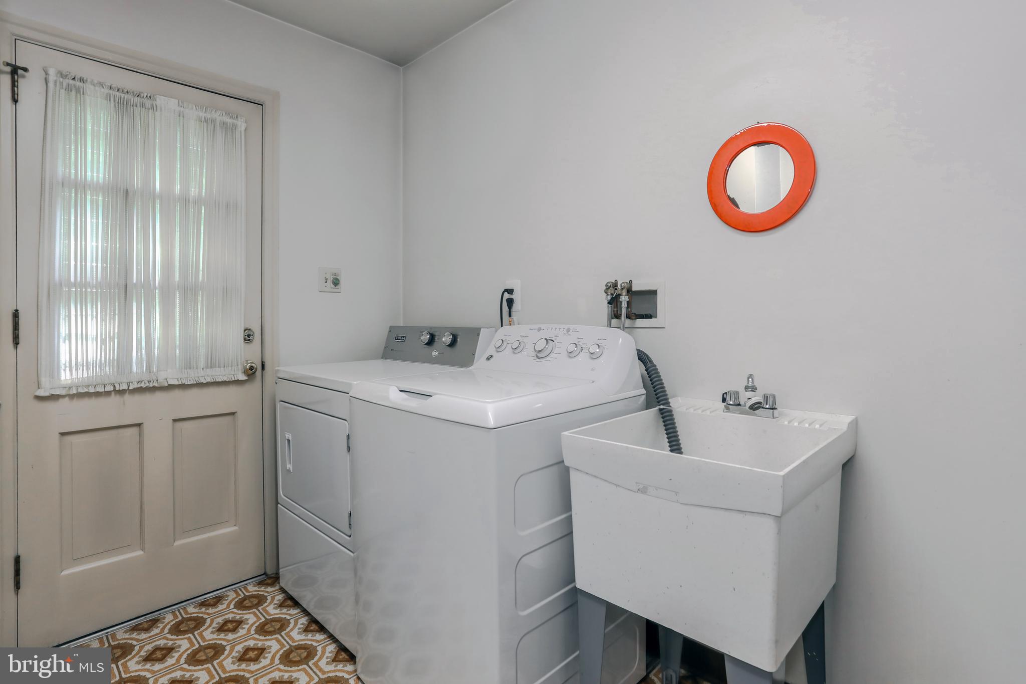 GREEN COUNTRIE - Residential