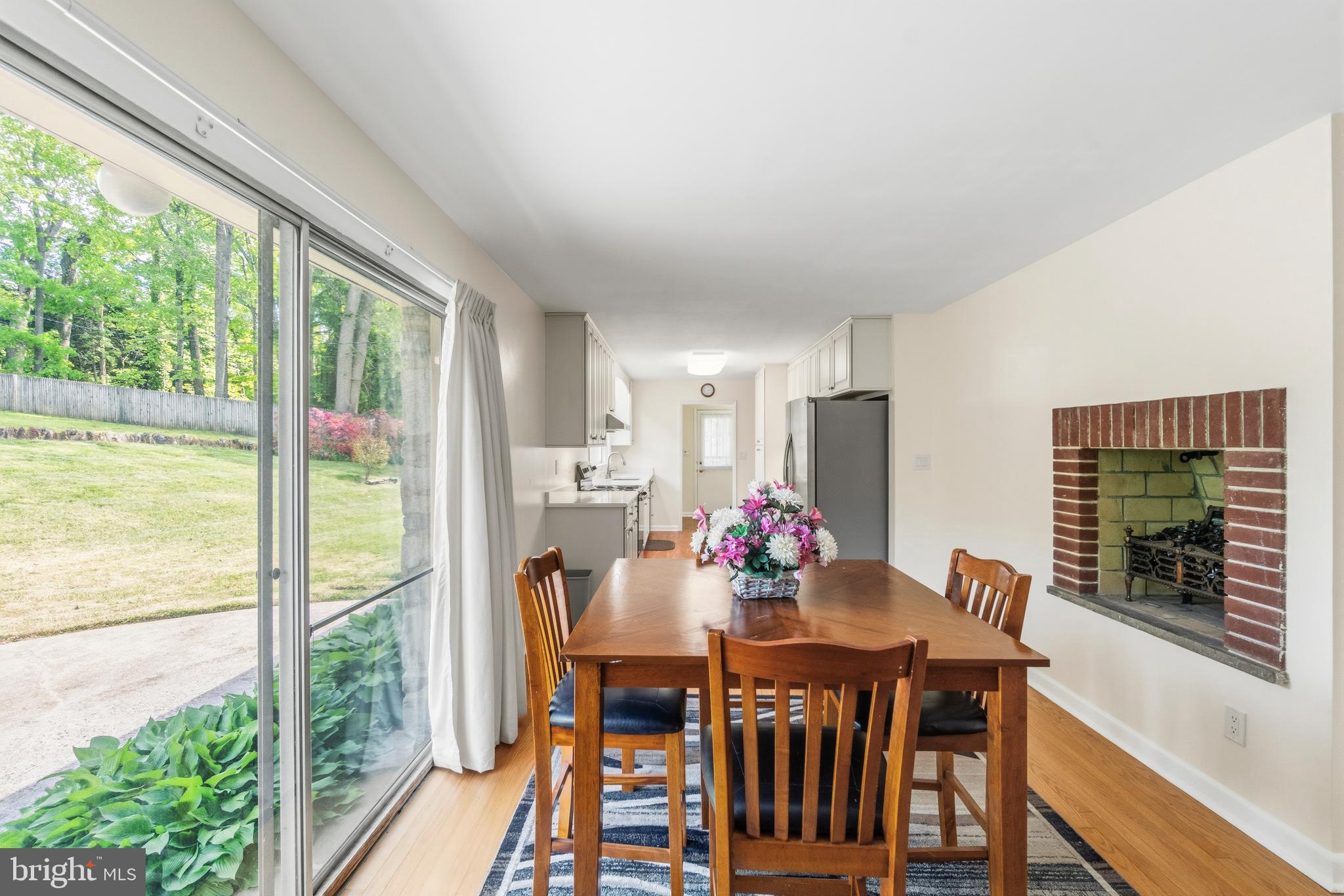 HAMPTON VILLAGE - Residential