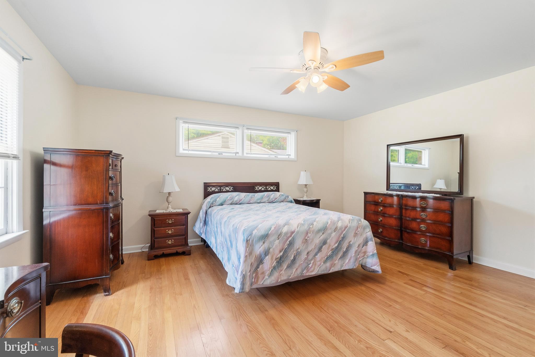 HAMPTON VILLAGE - Residential