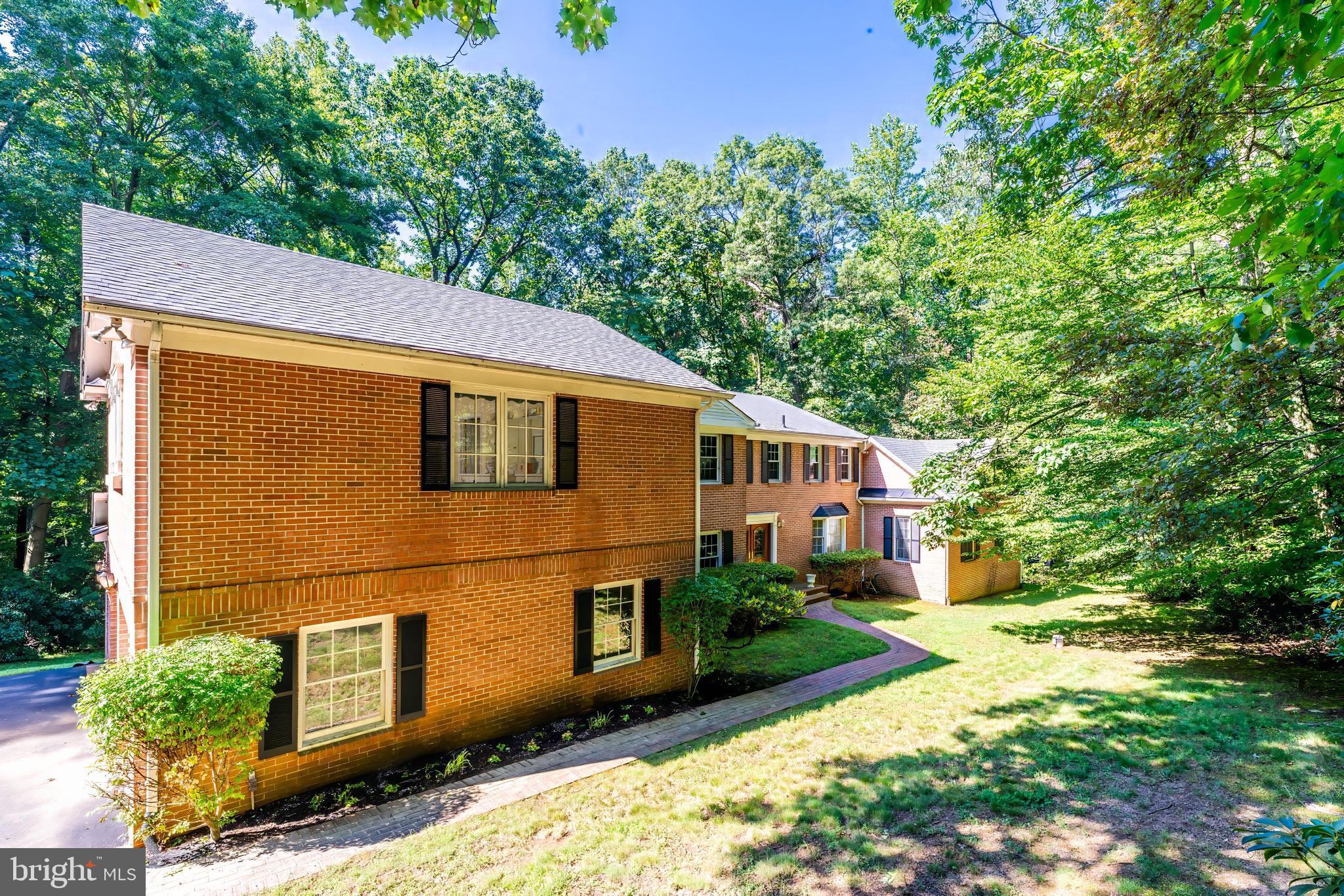 11115 STREAMVIEW COURT