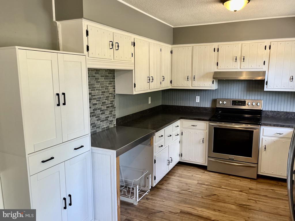 NEILLAND PARK - Residential