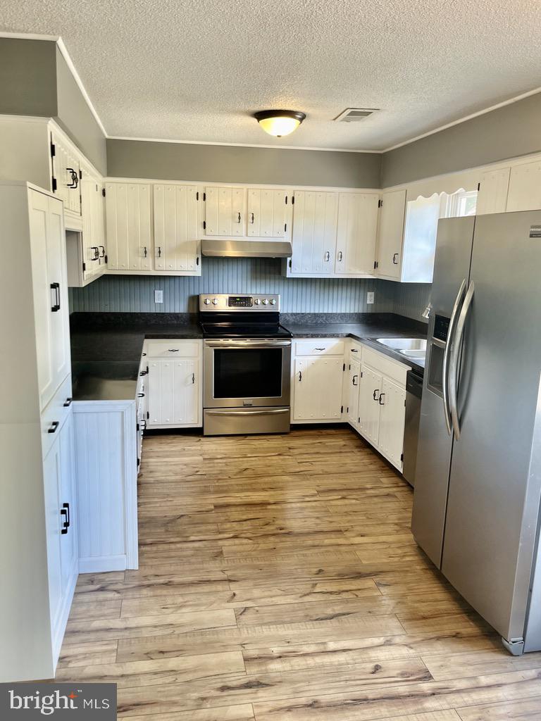 NEILLAND PARK - Residential