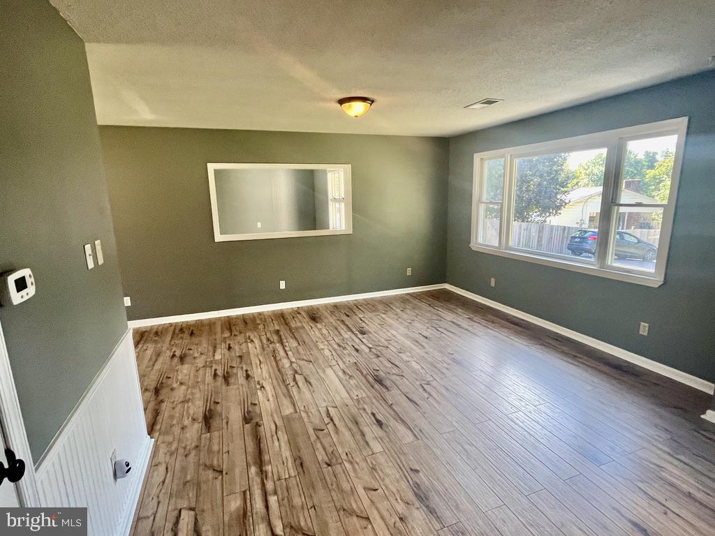 NEILLAND PARK - Residential