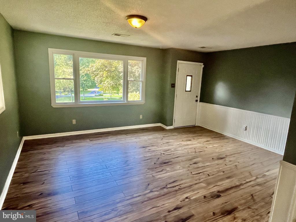 NEILLAND PARK - Residential