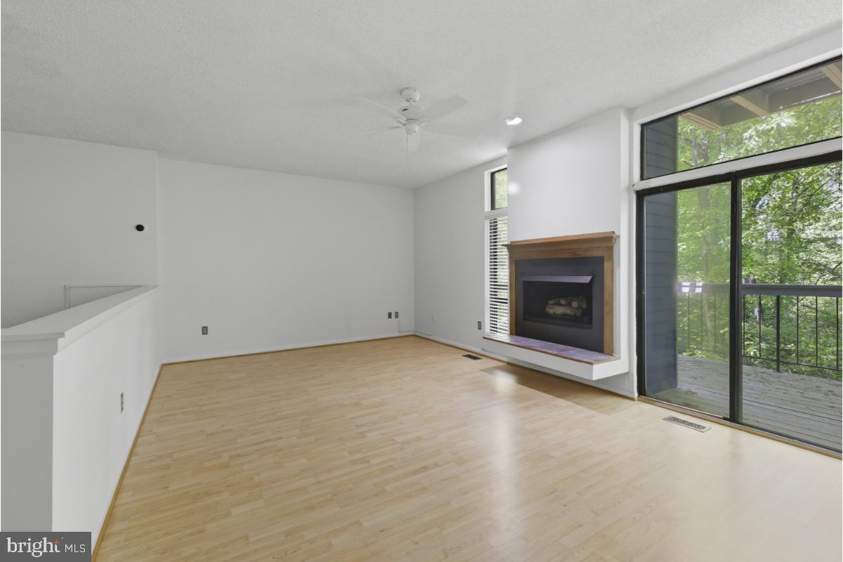 WOODS LANDING - Residential