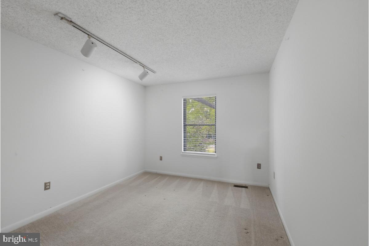 WOODS LANDING - Residential