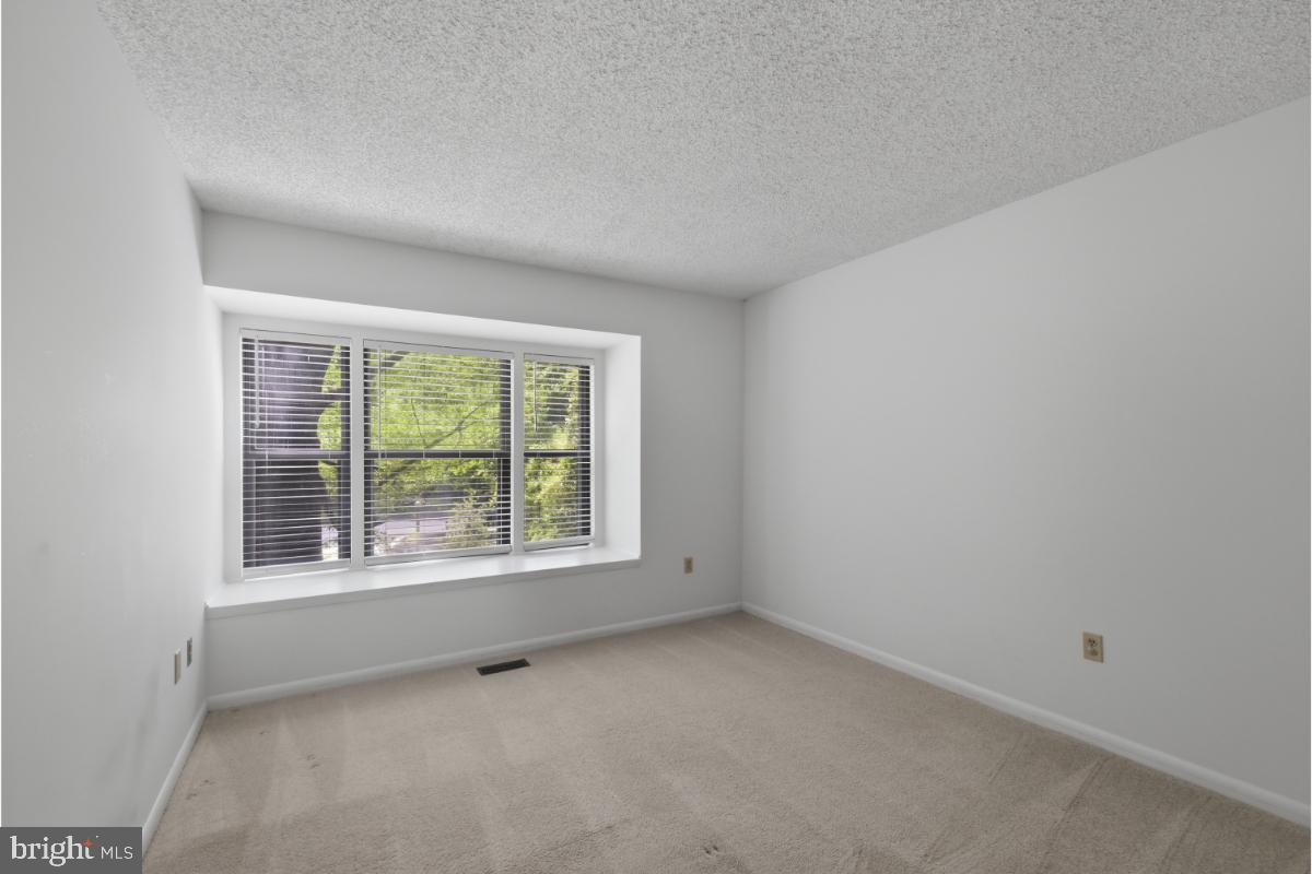 WOODS LANDING - Residential