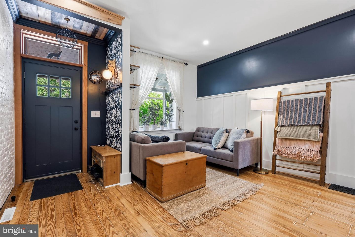 534 SPRUCE STREET