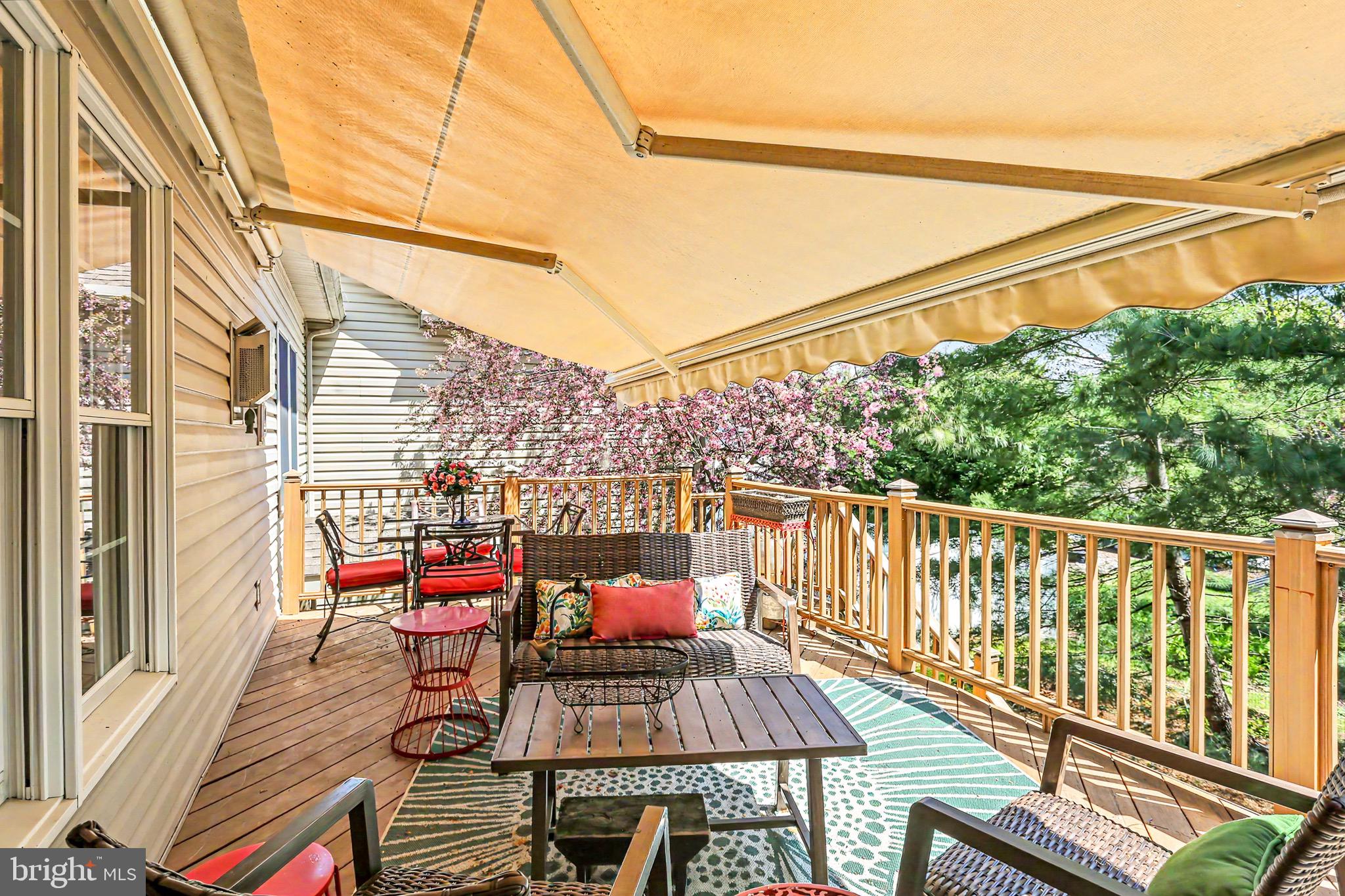 WINDSOR CROSSING - Residential