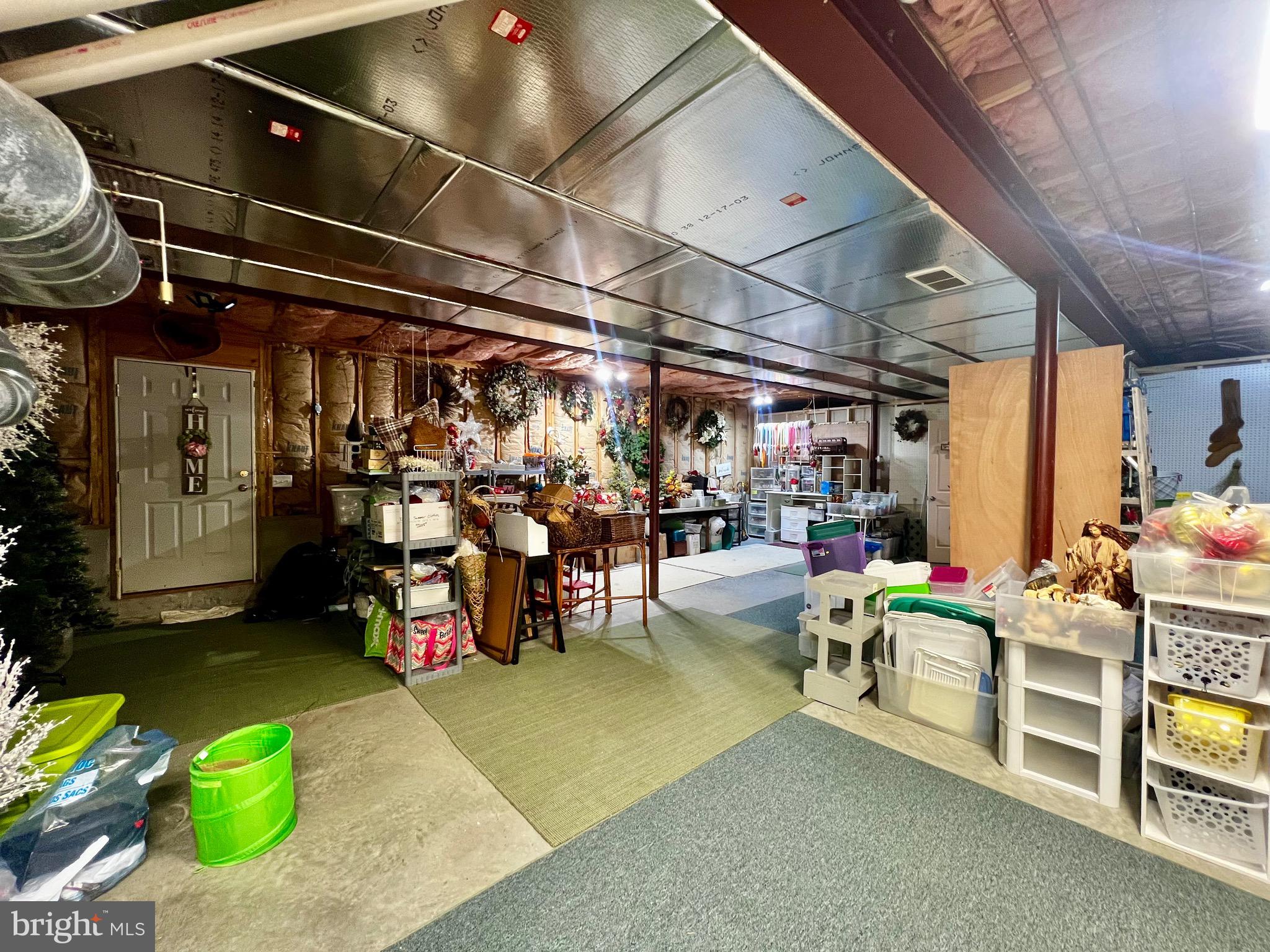 WINDSOR CROSSING - Residential