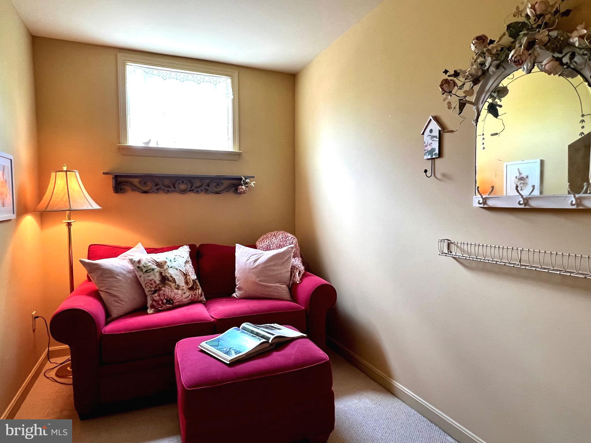 WINDSOR CROSSING - Residential