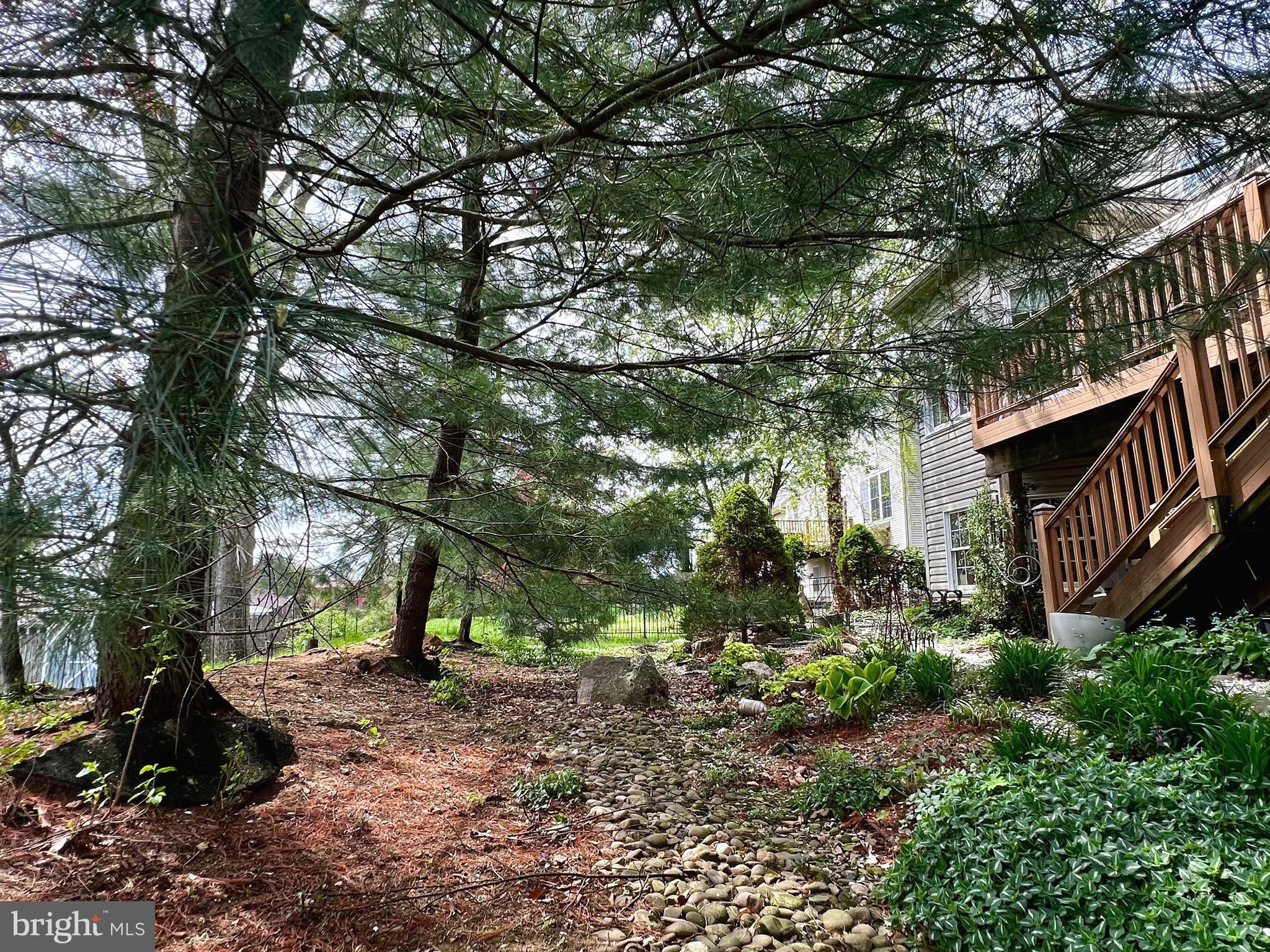 WINDSOR CROSSING - Residential