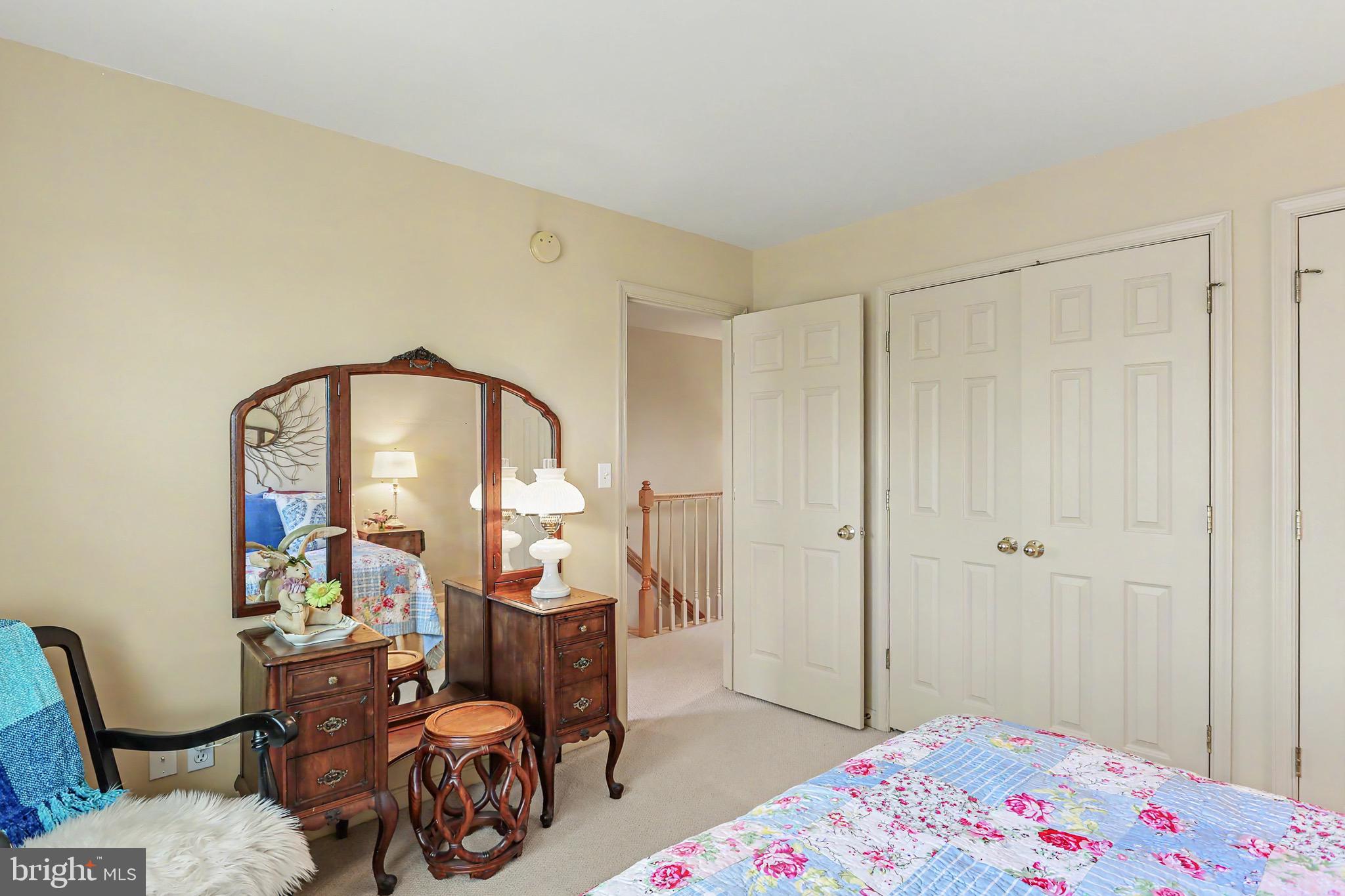 WINDSOR CROSSING - Residential