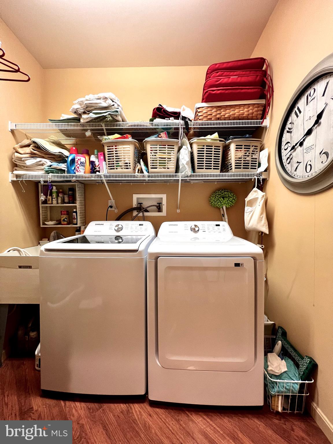 WINDSOR CROSSING - Residential