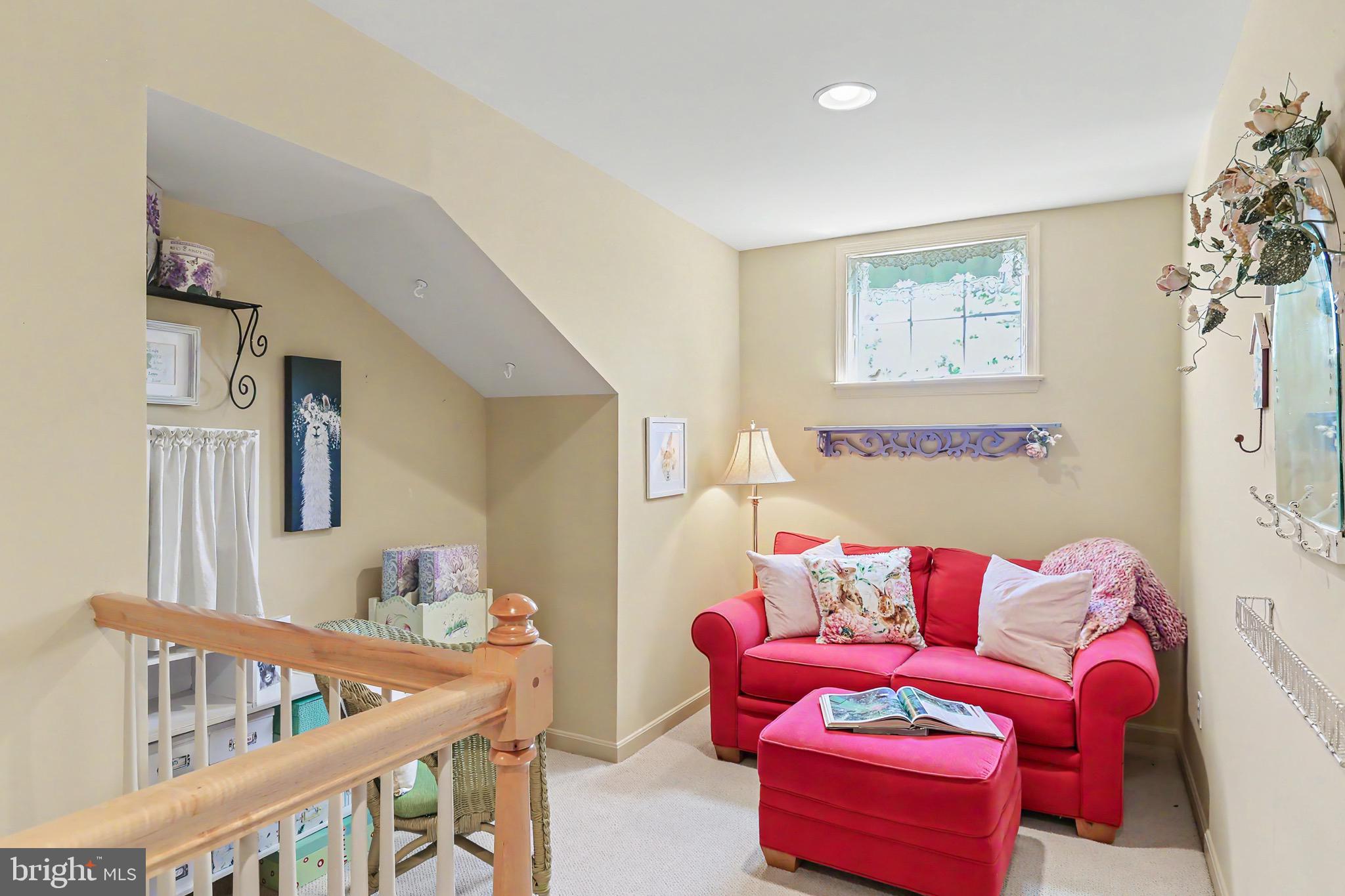 WINDSOR CROSSING - Residential