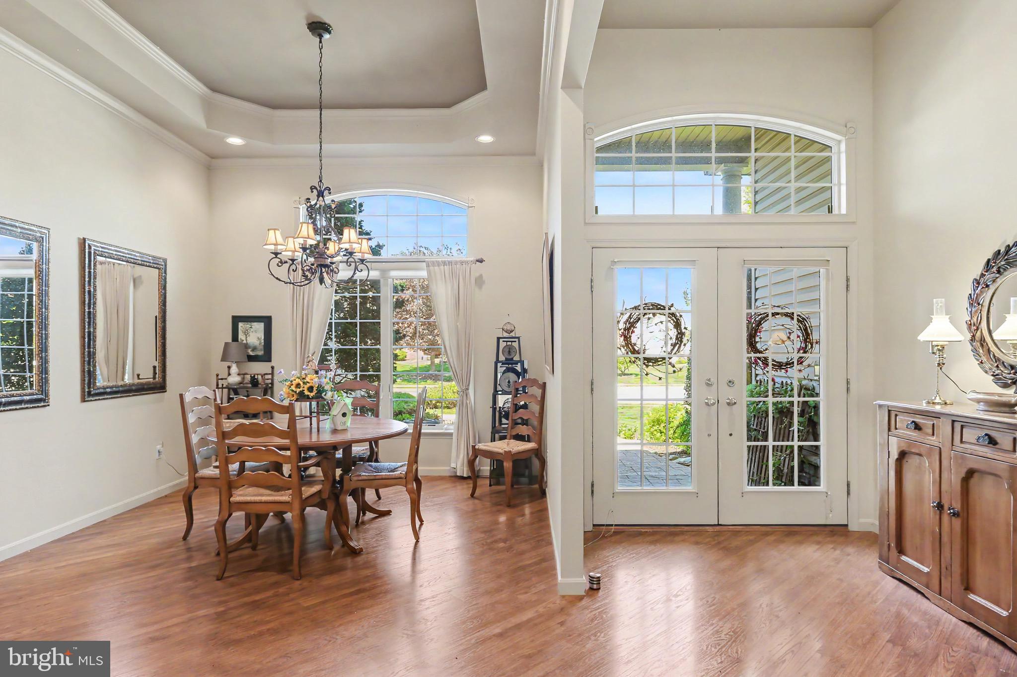 WINDSOR CROSSING - Residential