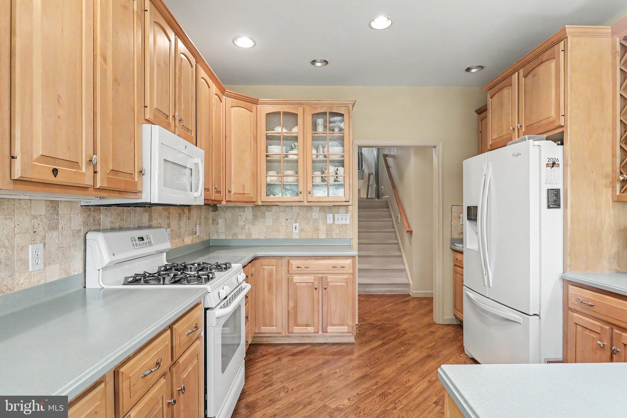 WINDSOR CROSSING - Residential