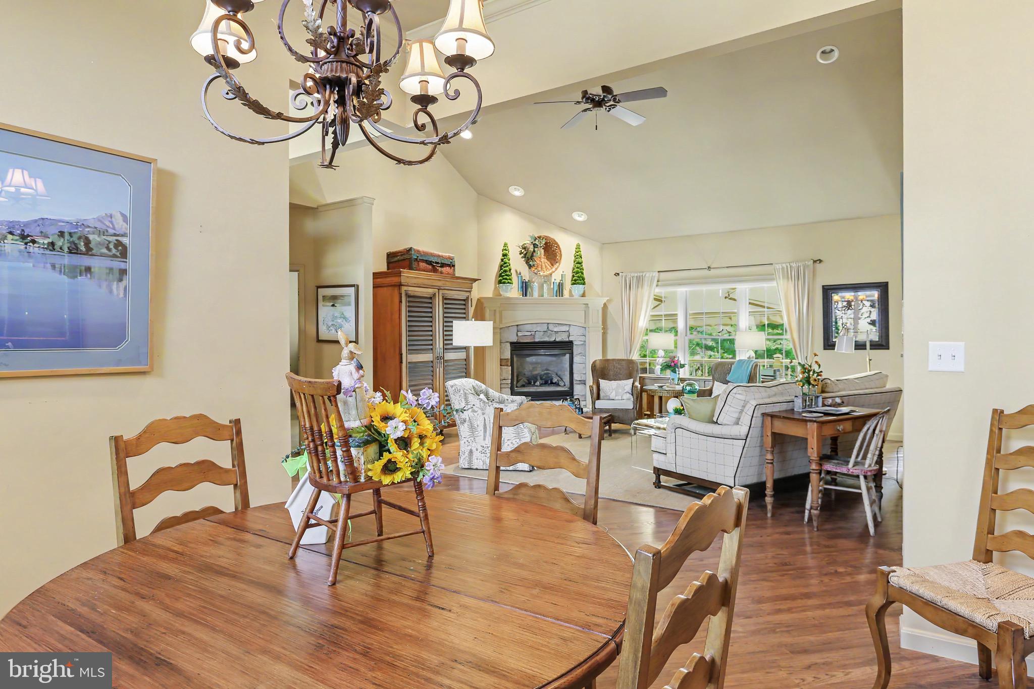 WINDSOR CROSSING - Residential