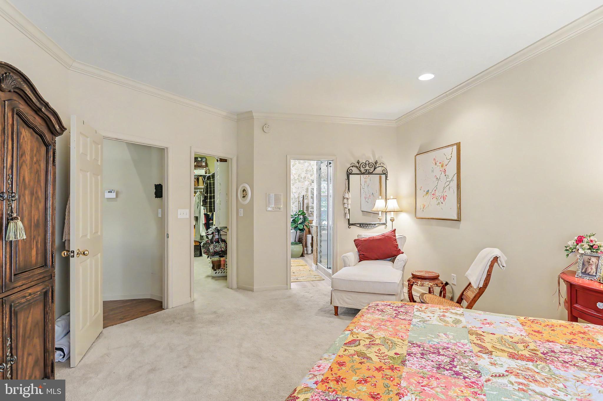 WINDSOR CROSSING - Residential