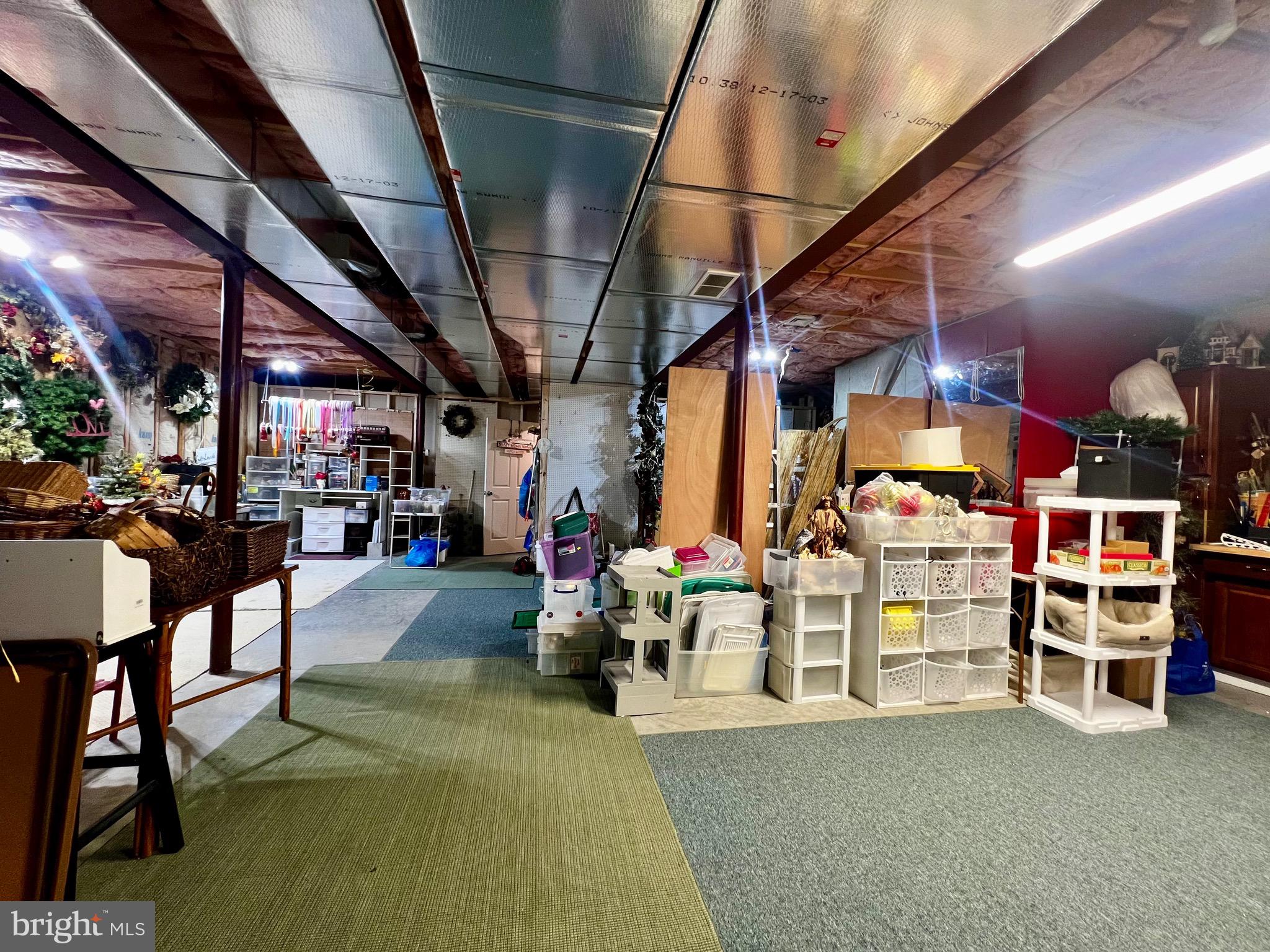 WINDSOR CROSSING - Residential