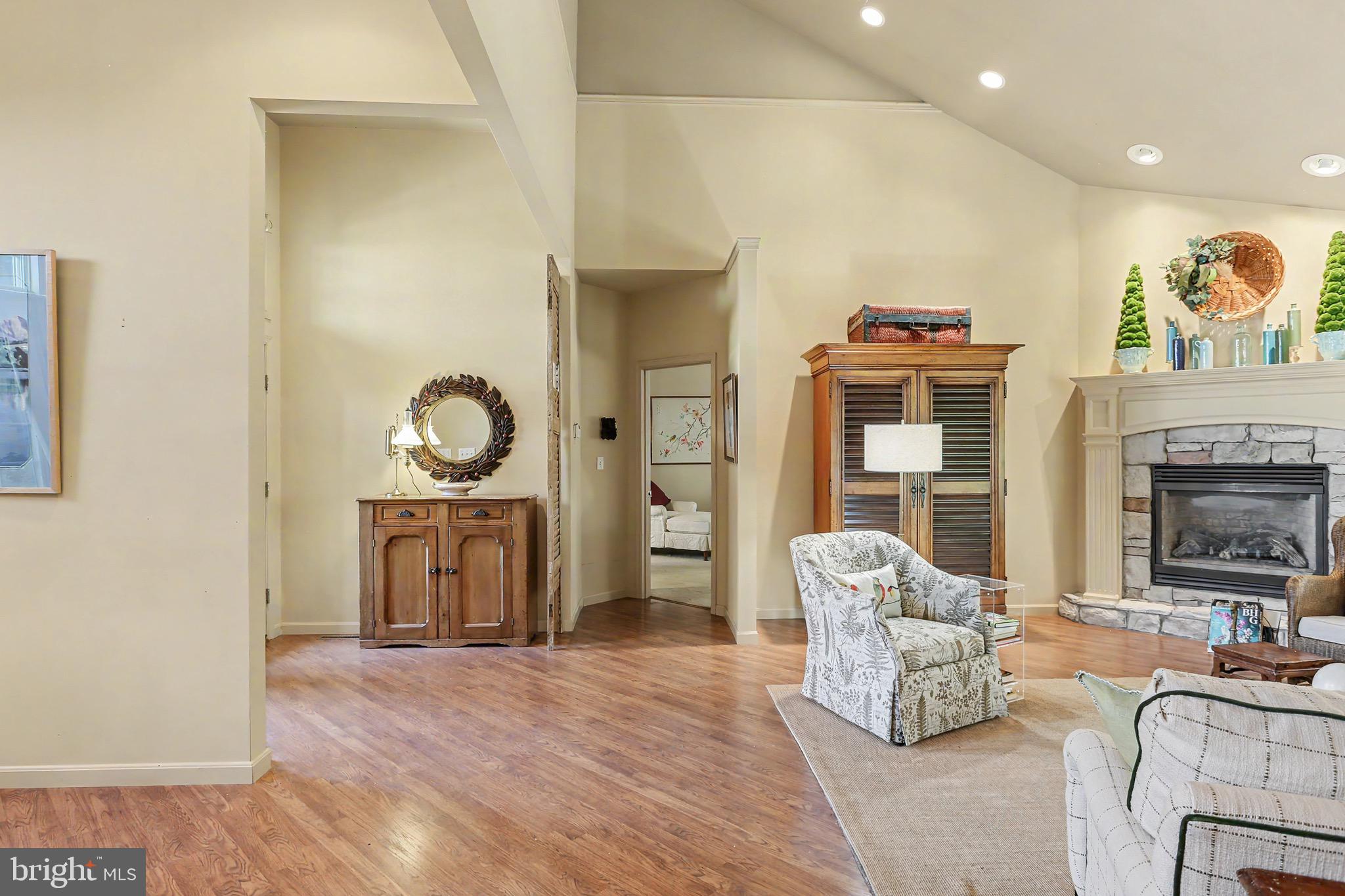 WINDSOR CROSSING - Residential