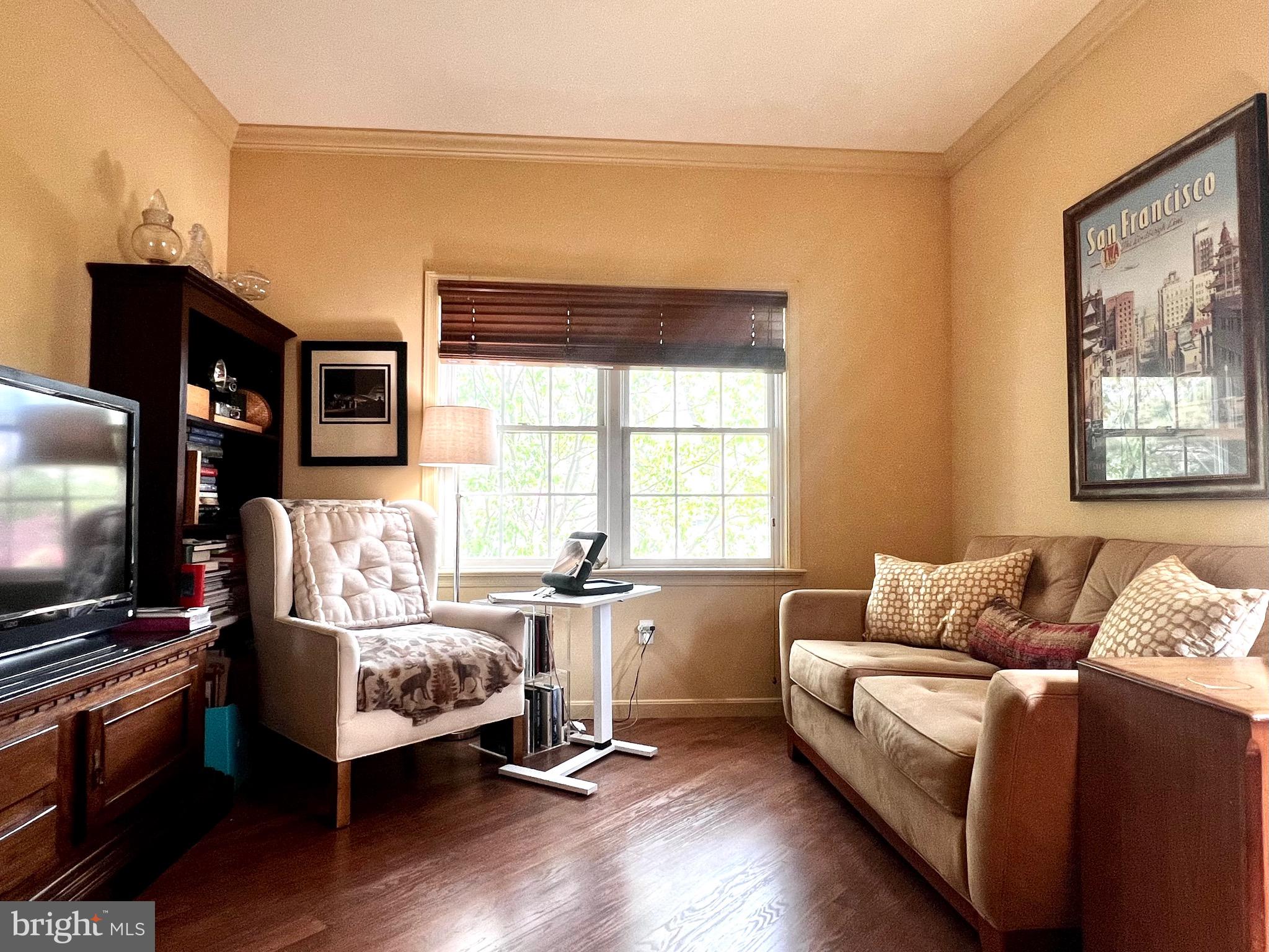 WINDSOR CROSSING - Residential