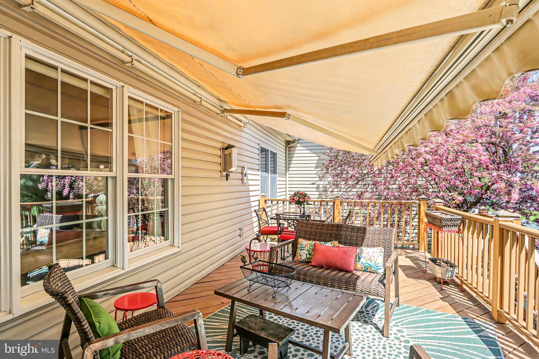 WINDSOR CROSSING - Residential