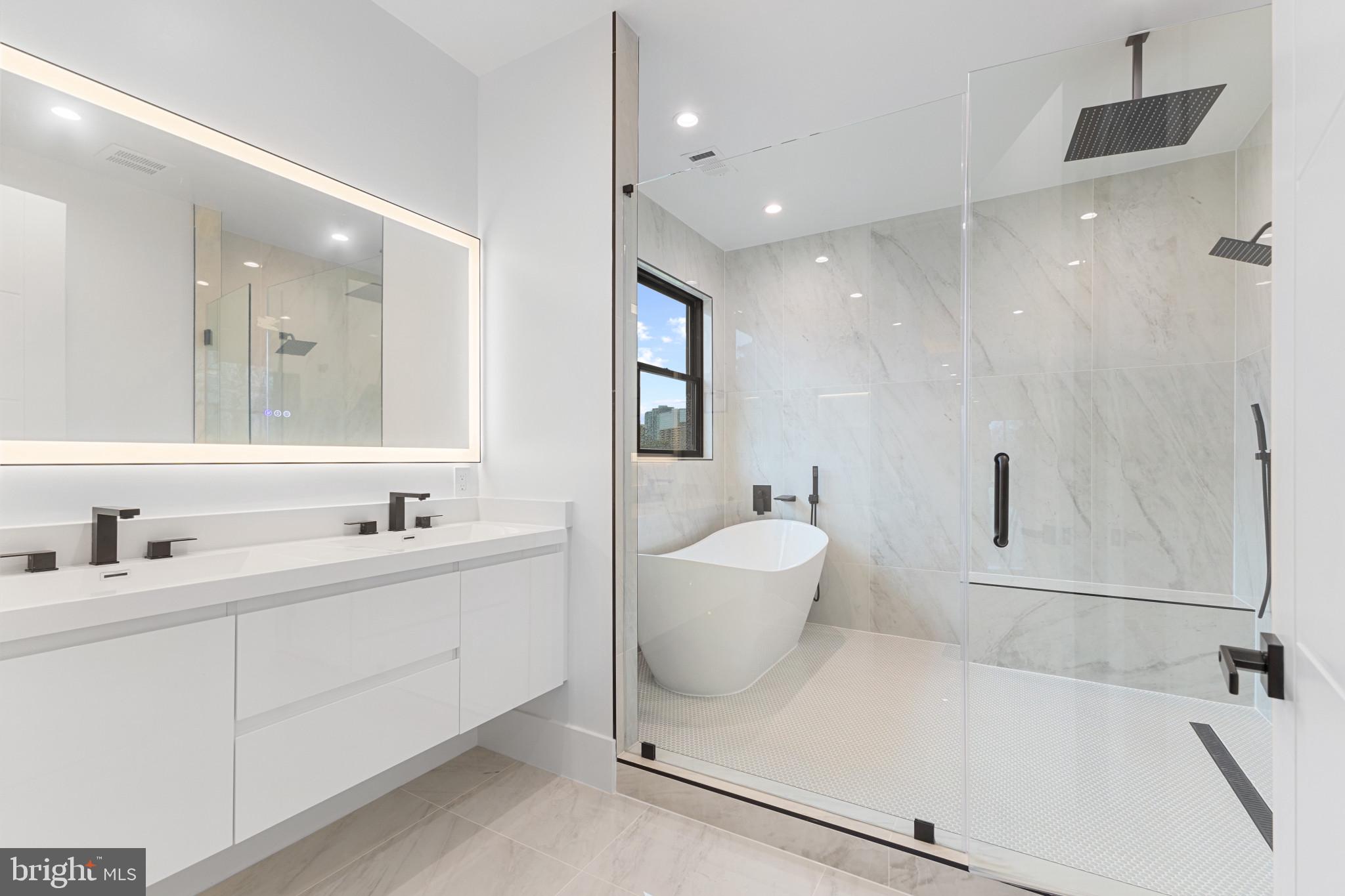PIMMIT HILLS - Residential