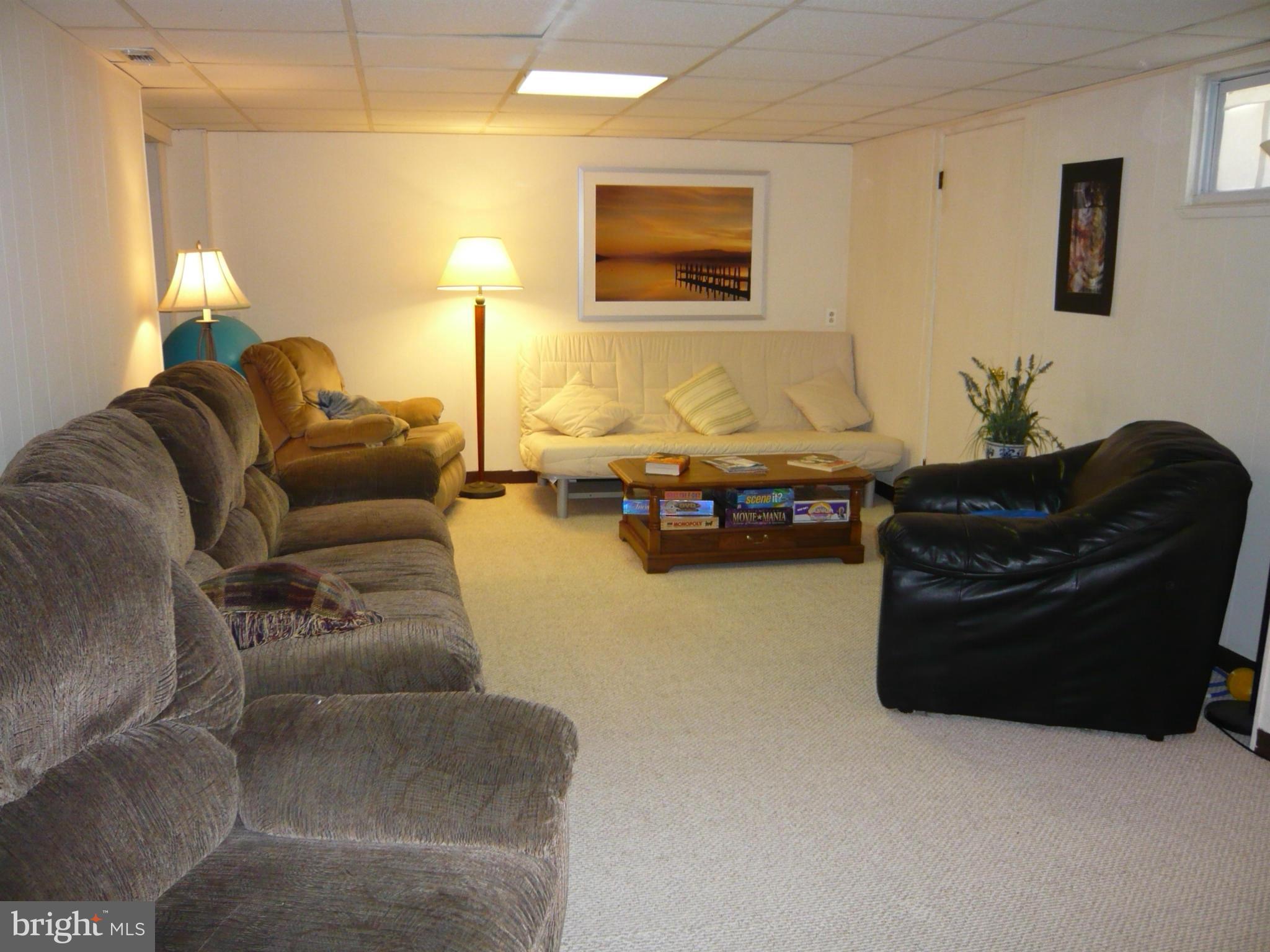 NORTH KENSINGTON - Residential Lease