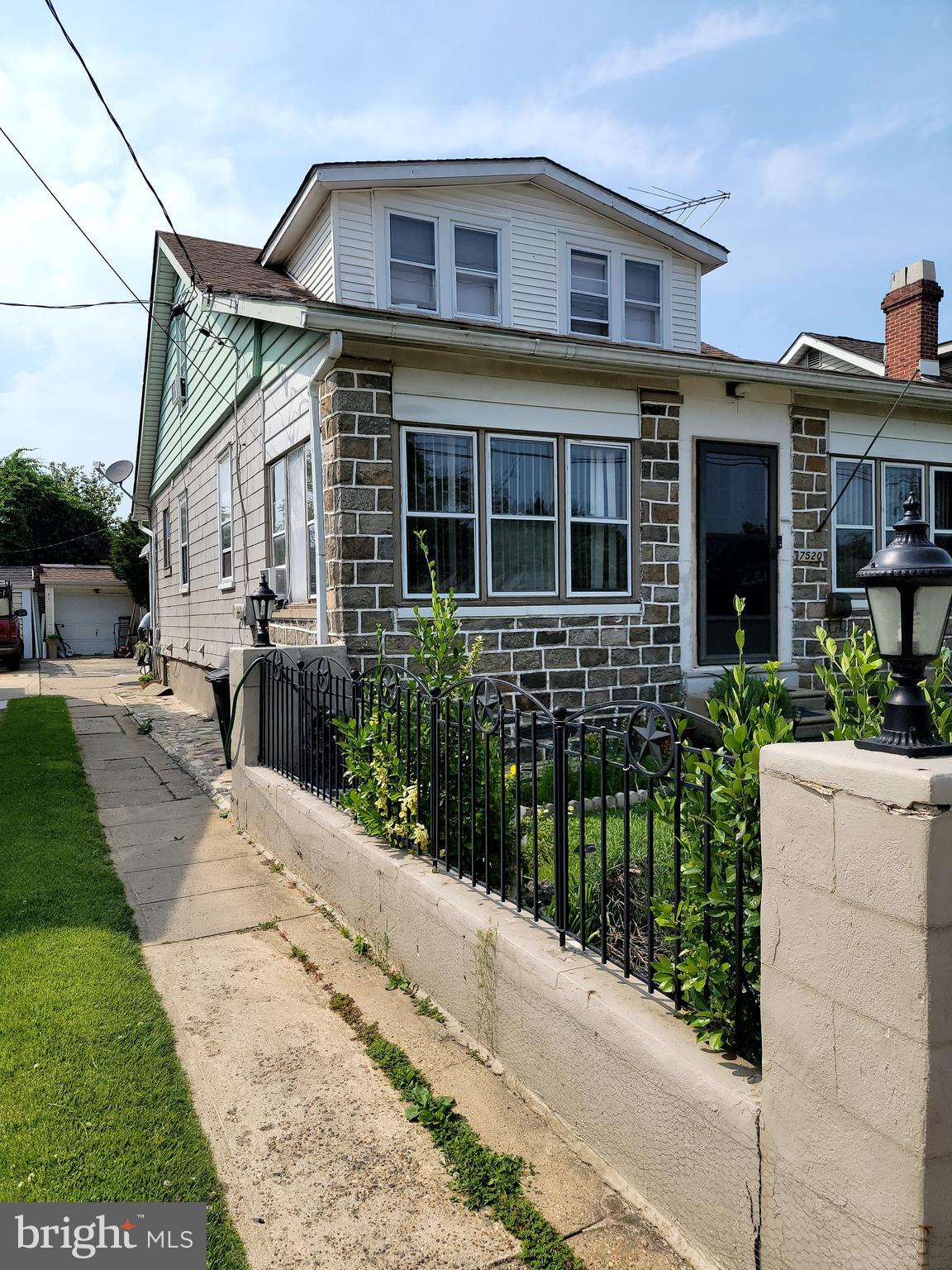 7520 DUNGAN ROAD